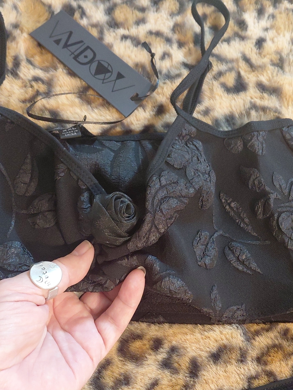 DOLLSKILL WIDOW XXL Black Floral Jacquard Crop Top and Pants Set - Picture 3 of 16